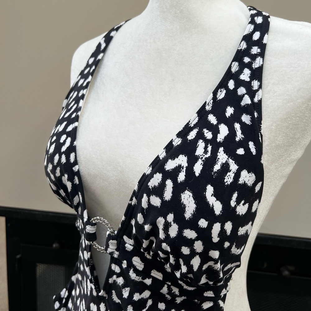 NEW MICHAEL KORS ONE PIECE SWIMSUIT